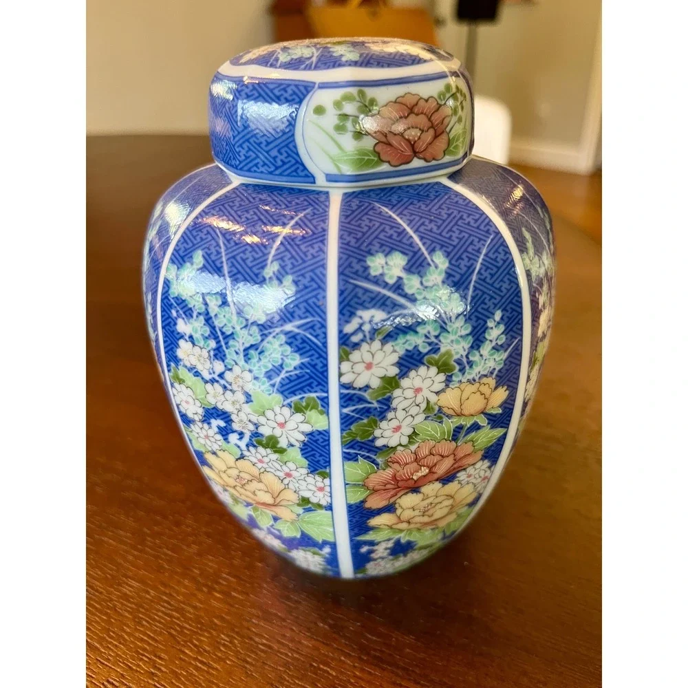 Vintage 1980 Takahashi San Francisco Echo Ginger Jar Lidded Vase Blue Floral